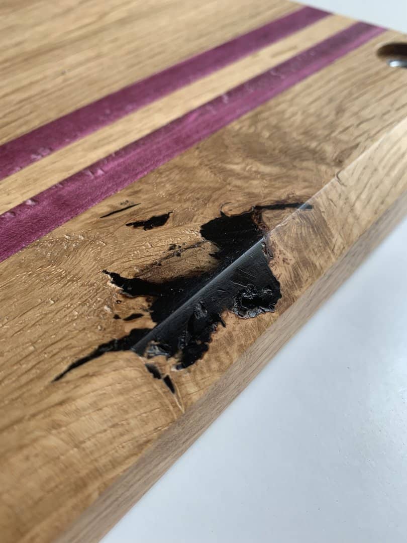 Risse und Löcher im Holz füllen: Diese Möglichkeiten gibt es!