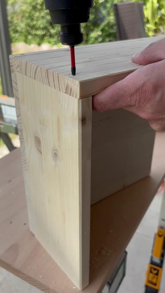 Insektenhotel selber bauen - DIY Bauplan